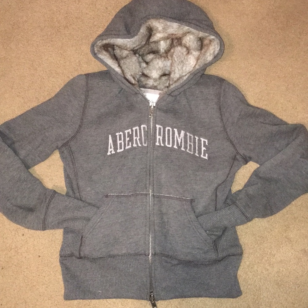 Abercrombie Fur zip up sweatshirt! Size L